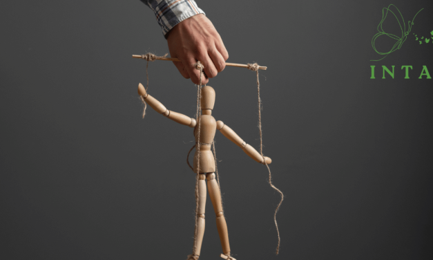 Manipulation sker via dine sanser